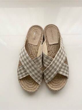 Neutral Plaid Crossband Espadrille Sandals - Beige